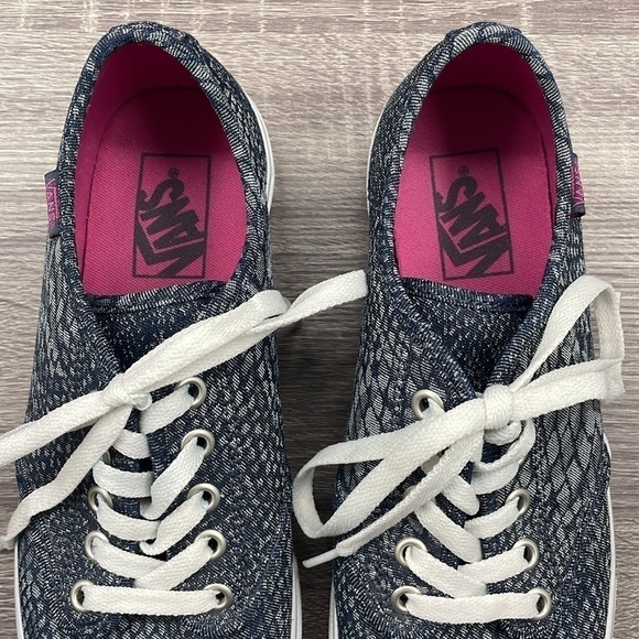 Vans 2017 Collection 9 Camden Stripe Snake Jacquard Navy Sneakers. - Picture 4 of 12